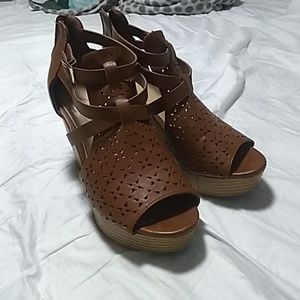 Open toe wedges